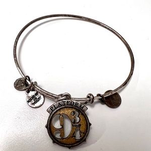 Alex and Ani Platform 9 3/4 Harry Potter Bangle Bracelet